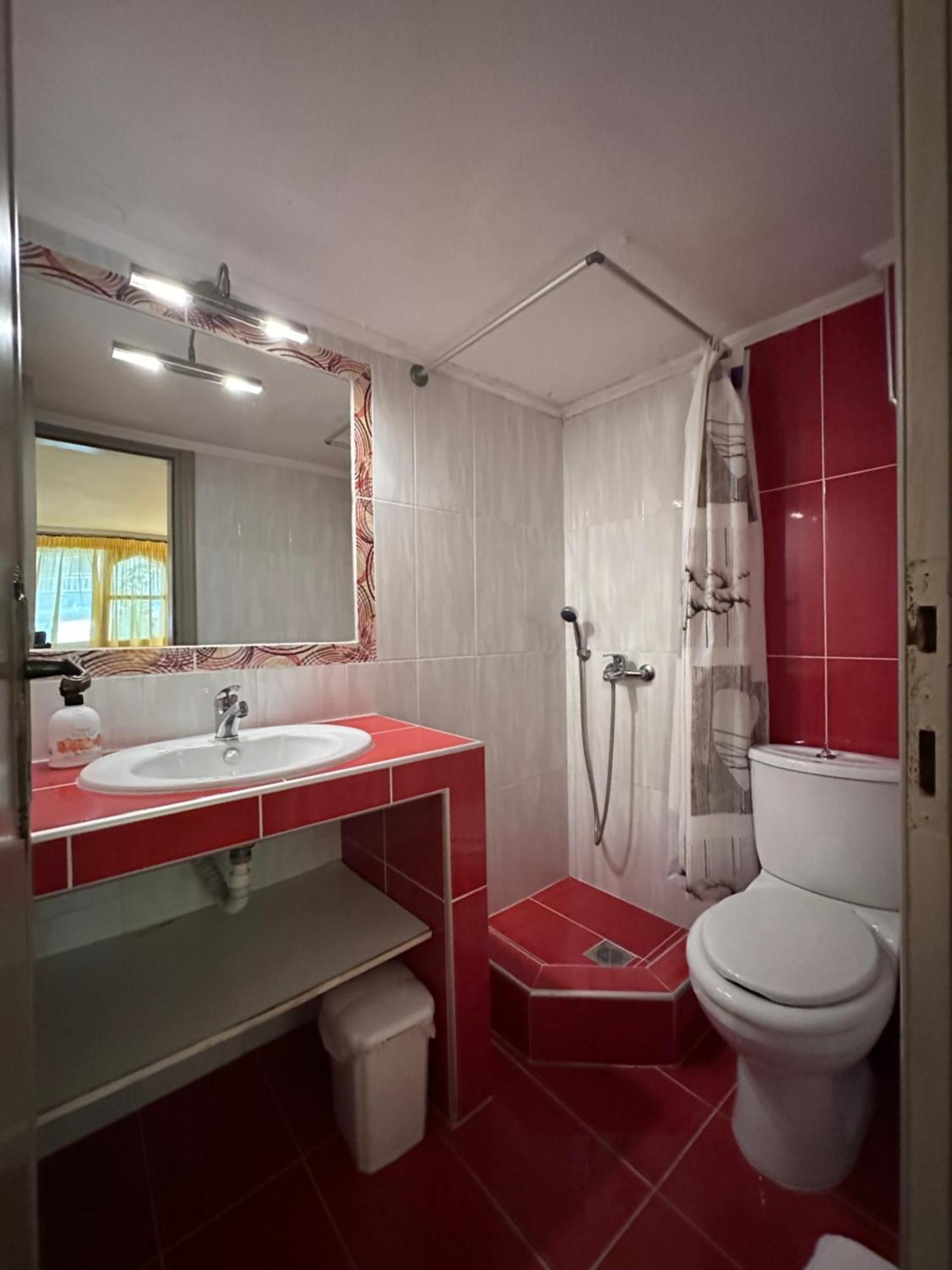 The Flower Apartments Торони Екстериор снимка